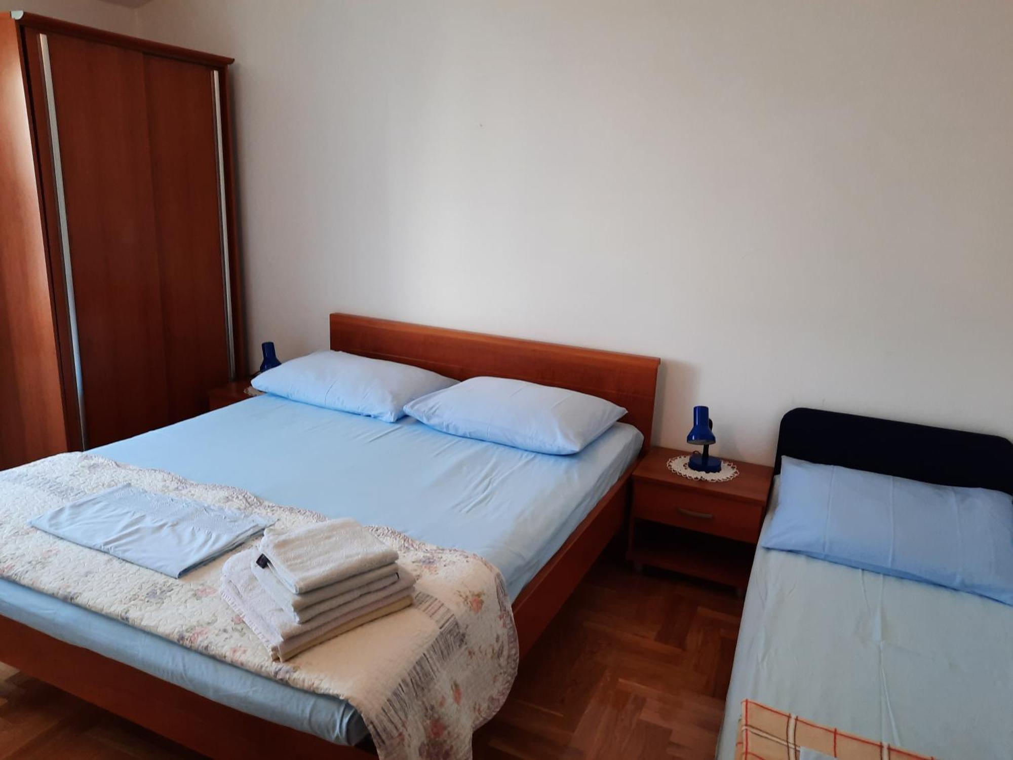 Apartmani Maver Sveti Filip i Jakov Exterior photo